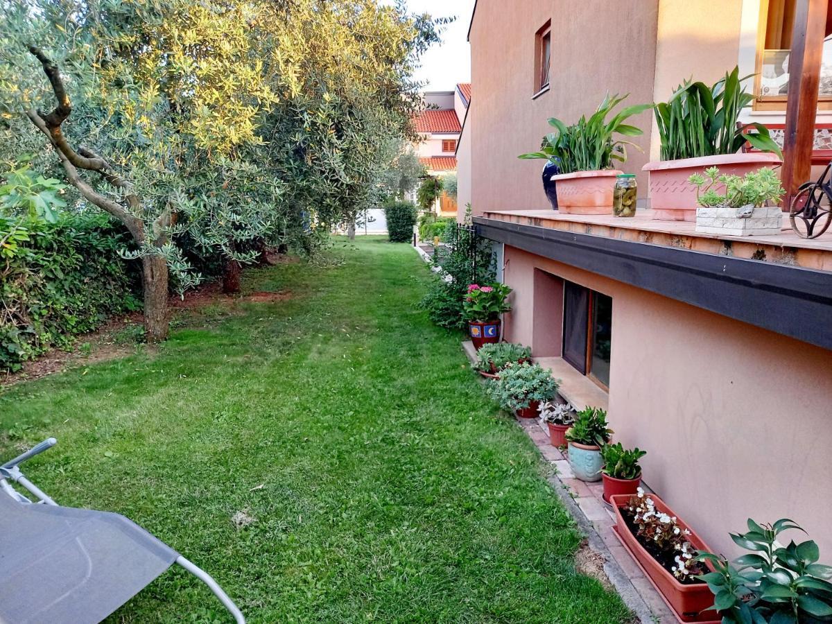 Apartamento Blue Deer Umag Exterior foto